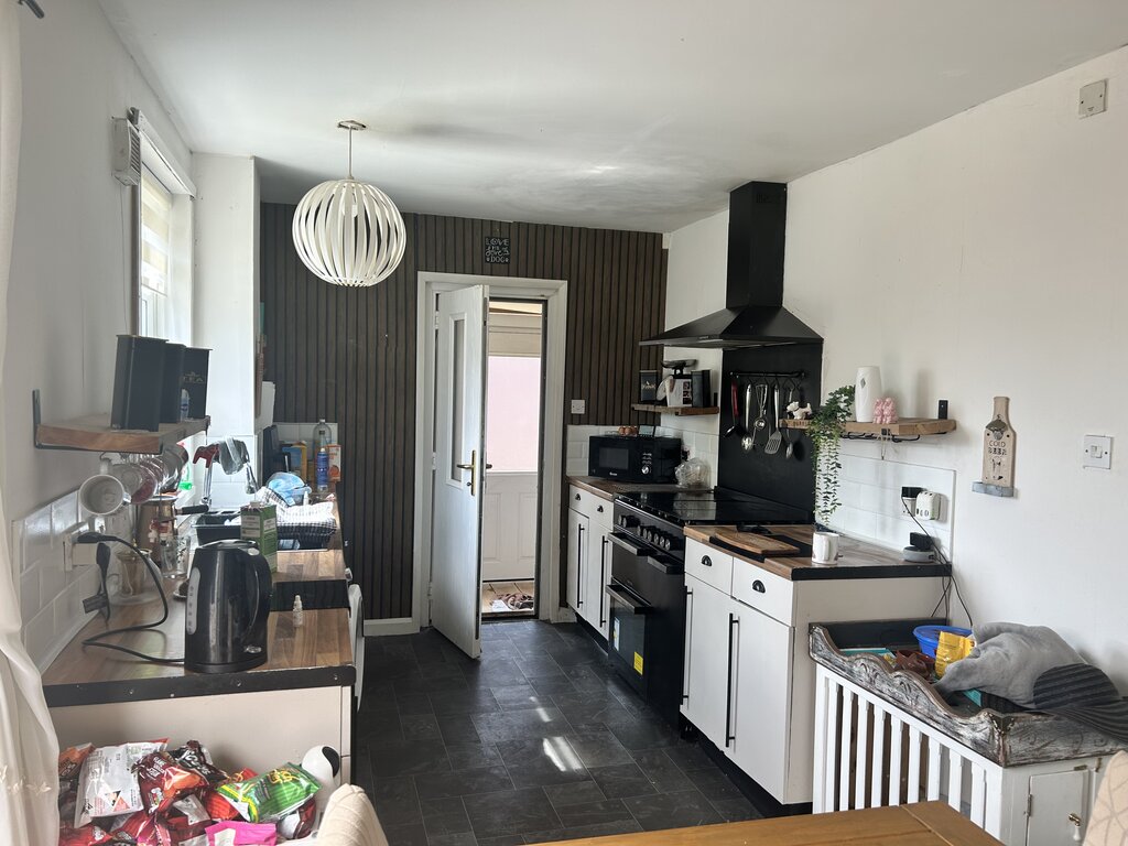 Photo 2 of Nottingham property