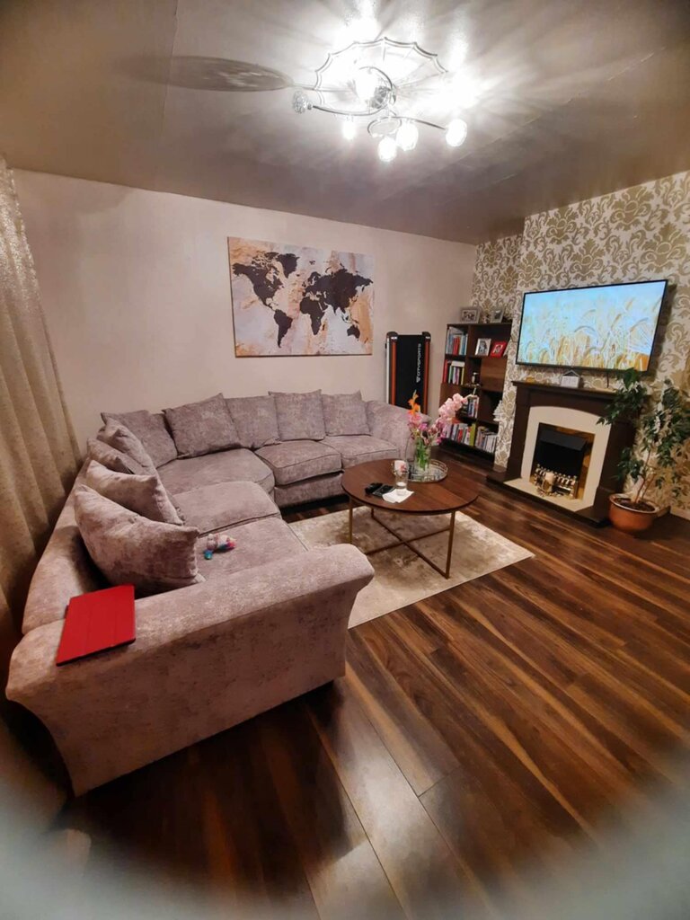Photo 2 of Wakefield property