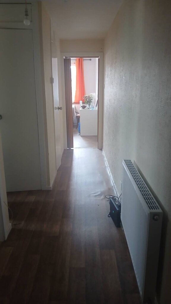 Photo 4 of Edinburgh property