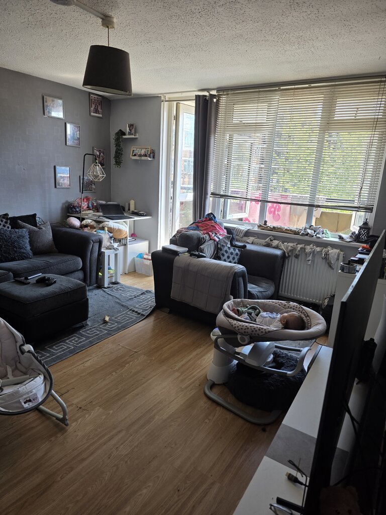 Photo 2 of London property