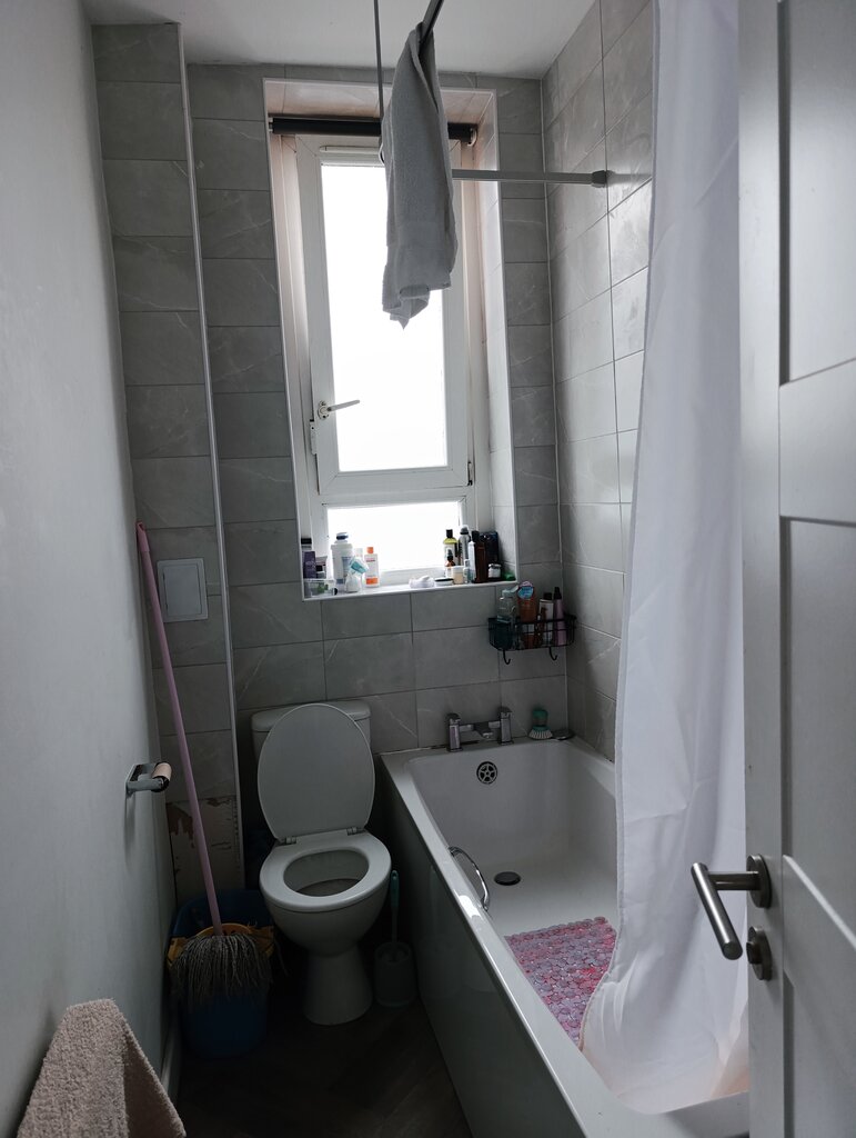 Photo 5 of Glasgow property