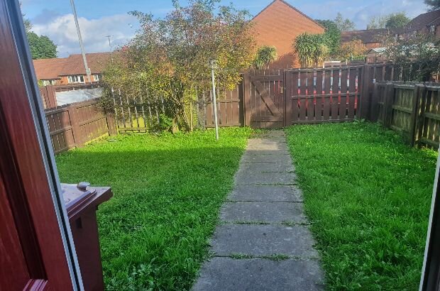 Photo 4 of Bolton property