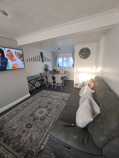 2 bed house