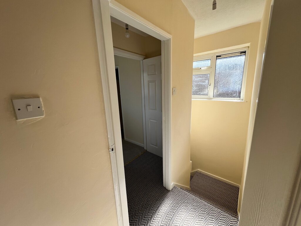 Photo 4 of Manchester property
