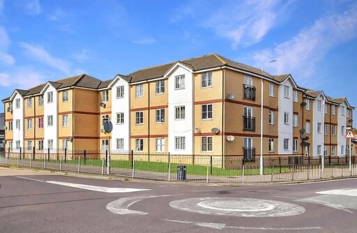 2 bed ground floor apartment/flat