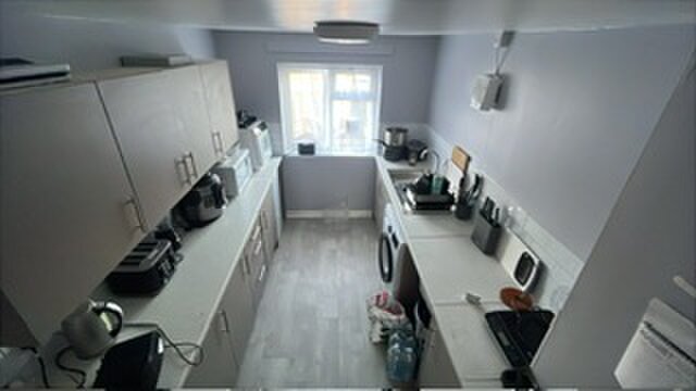 Photo 2 of Reading property