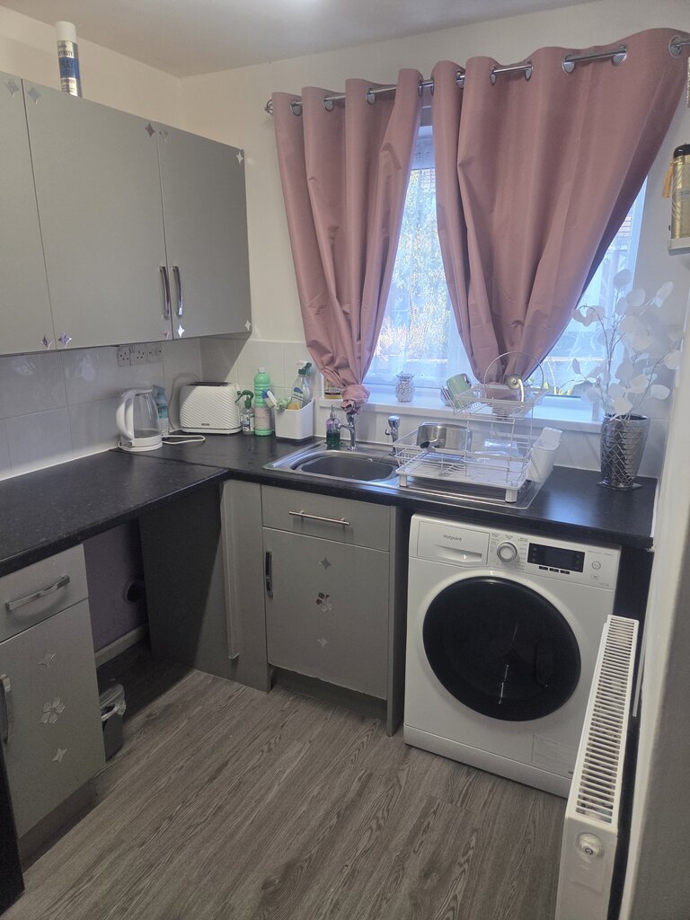 Photo 3 of Burton Upon Trent property