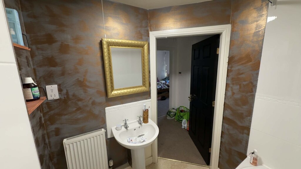 Photo 3 of Wakefield property