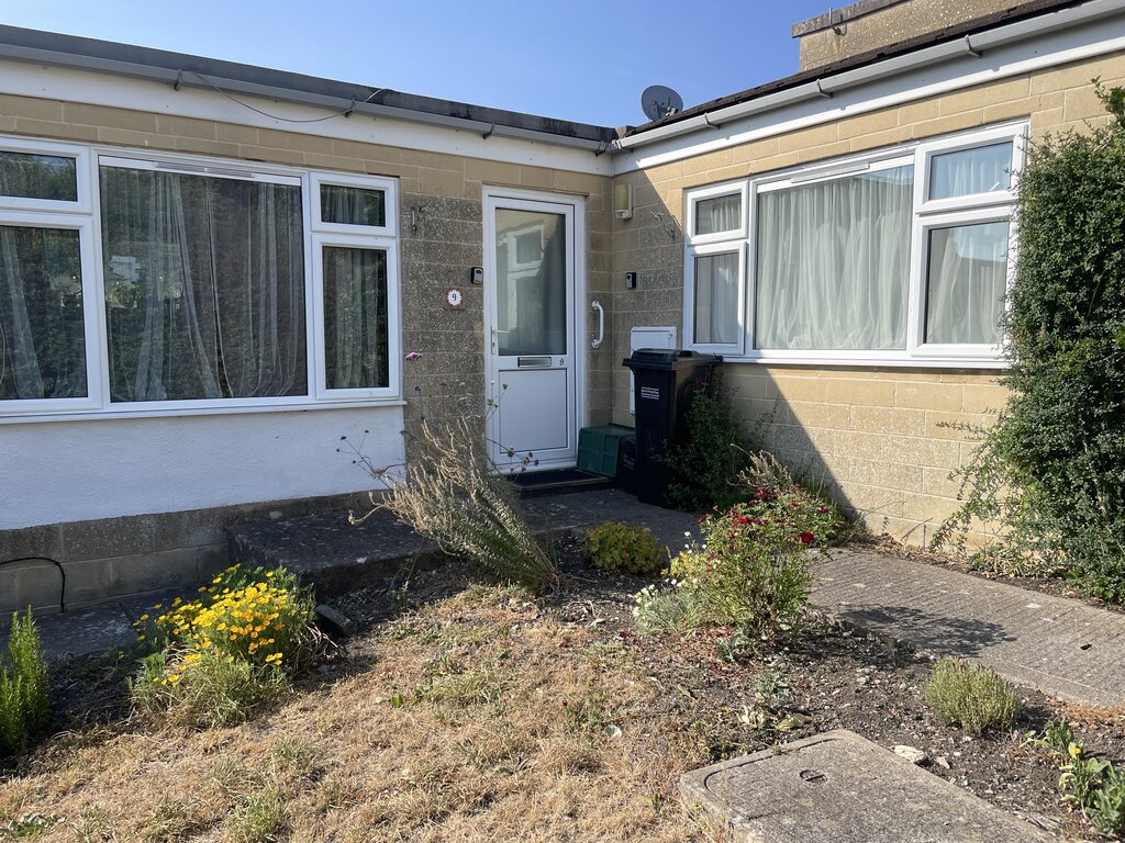 Photo 1 of Bath property