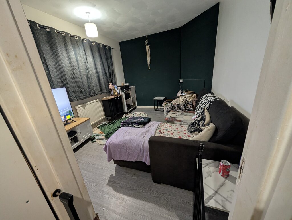 Photo 5 of Kettering property