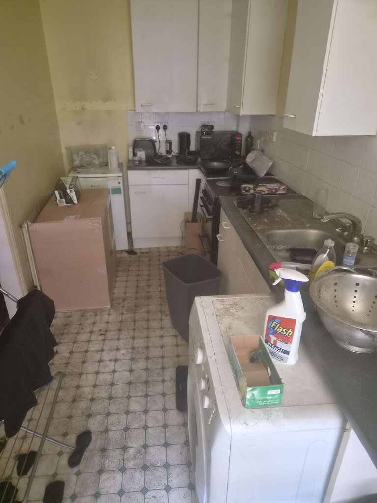 Photo 4 of London property