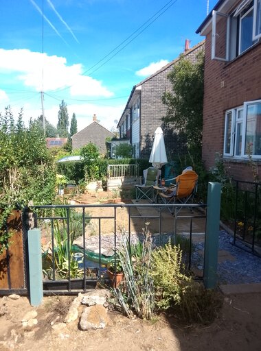2 bed ground floor apartment/flat