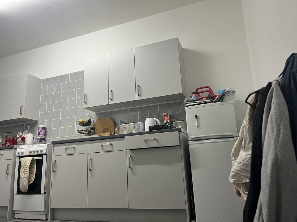 Photo 4 of Coventry property