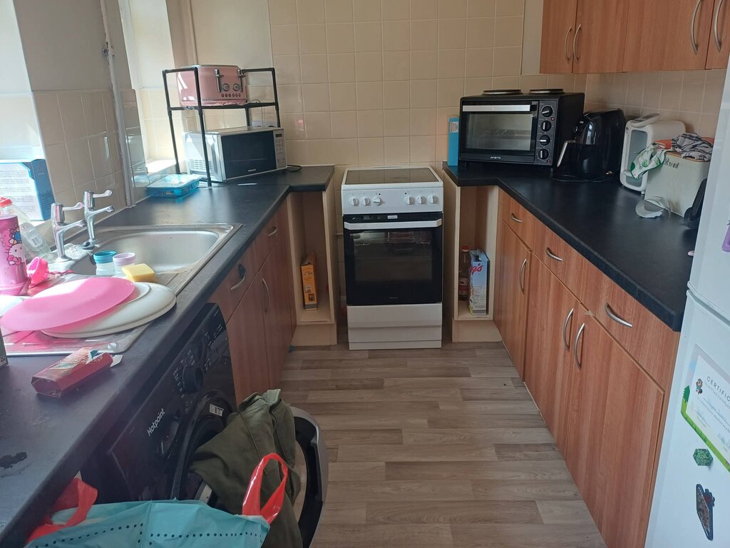 Photo 5 of Somercotes property
