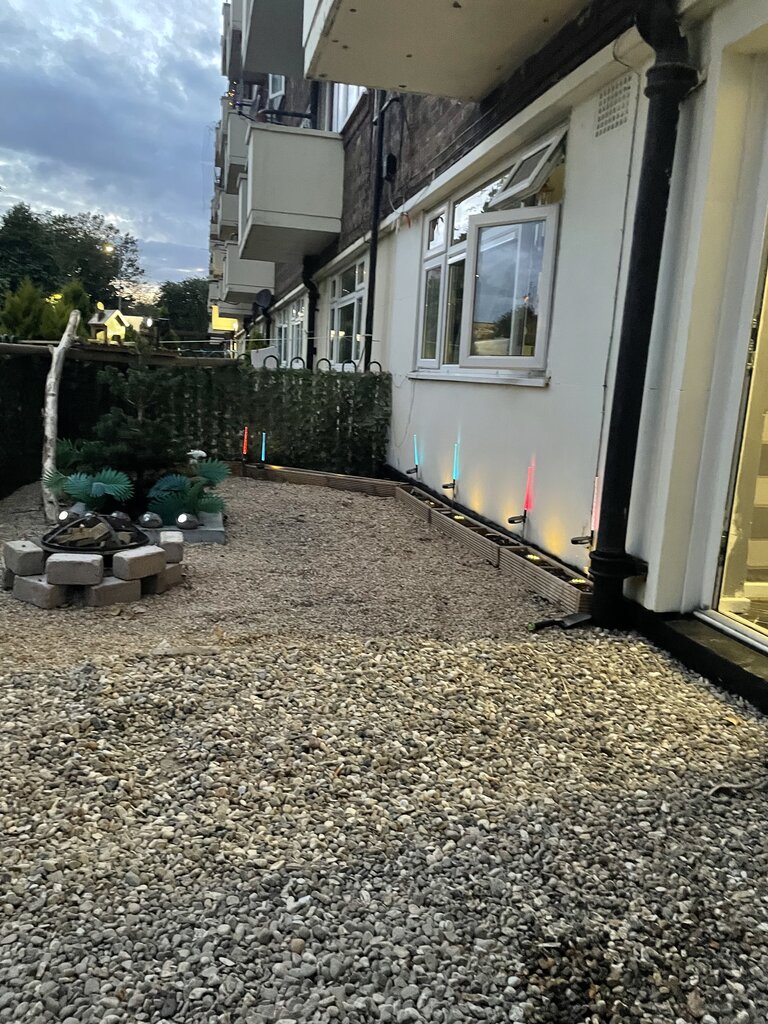 Photo 2 of Hull property