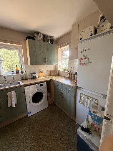 2 bed floor 1 maisonette