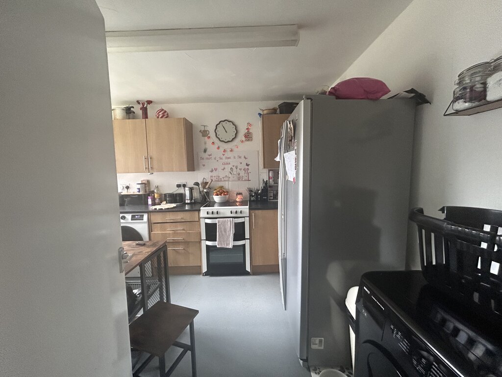 Photo 5 of Bradford property