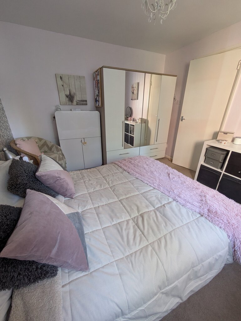Photo 4 of Harpenden property