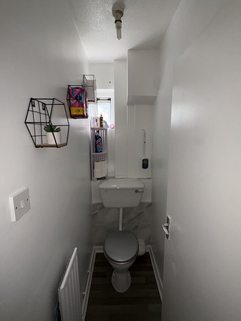 Photo 2 of Beckenham property