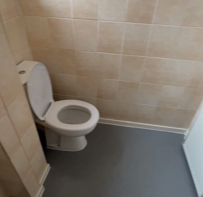 Photo 4 of Hull property