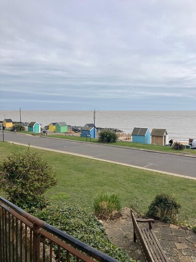 1 bed floor 1 studio bedsit