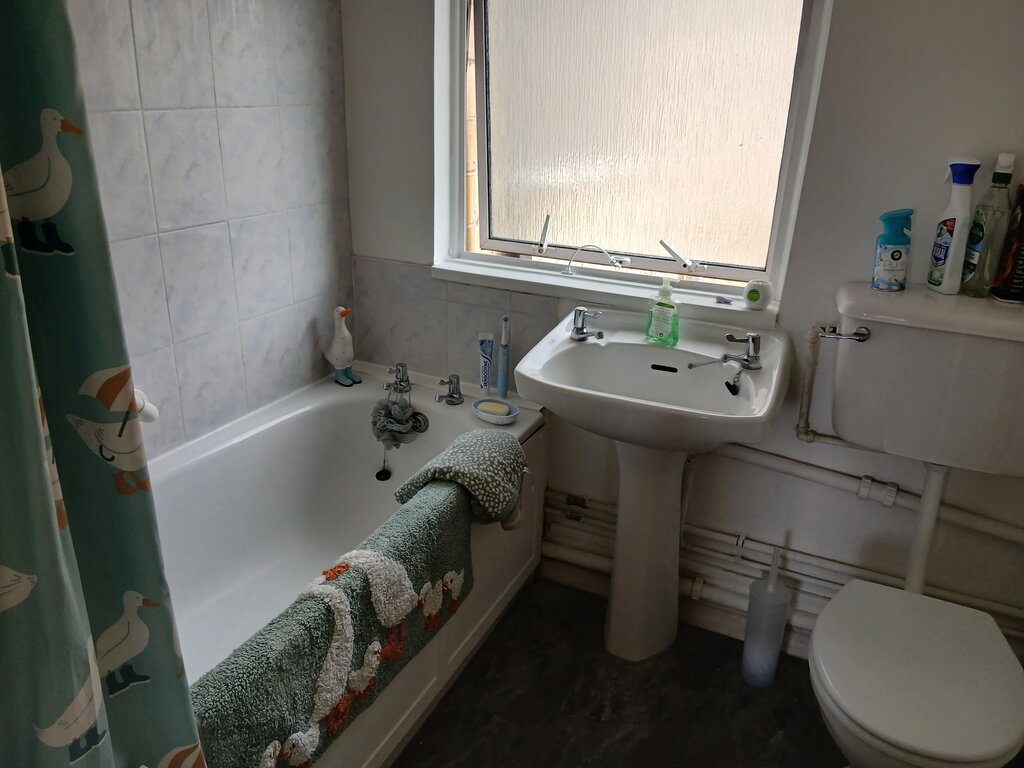 Photo 4 of Box property