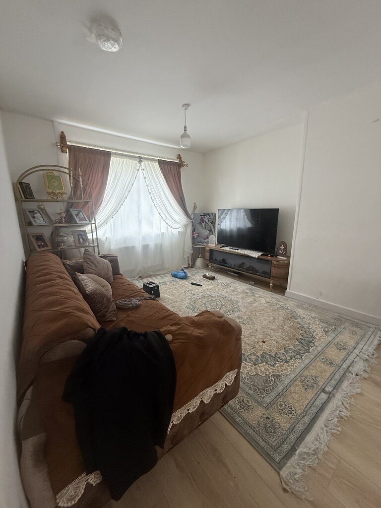 Photo 2 of Manchester property