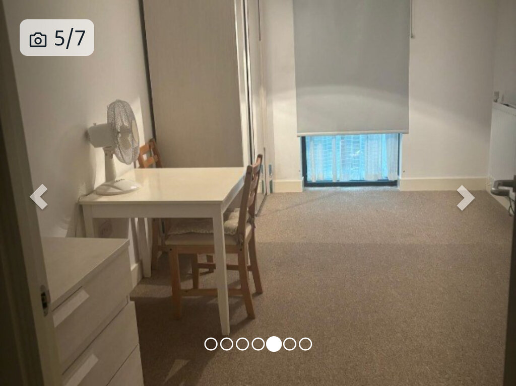 Photo 4 of London property