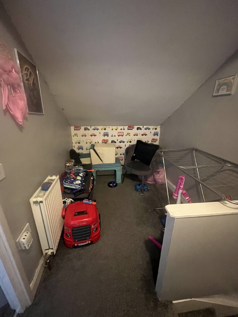 Photo 3 of Leeds property