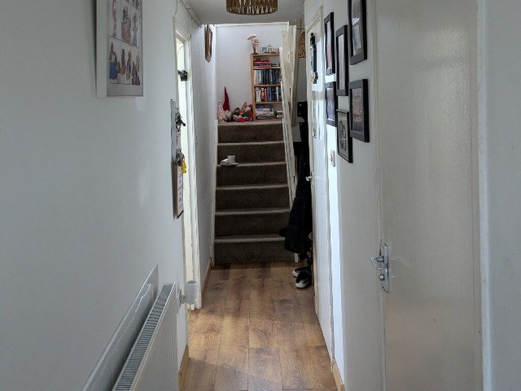 Photo 3 of Northampton property