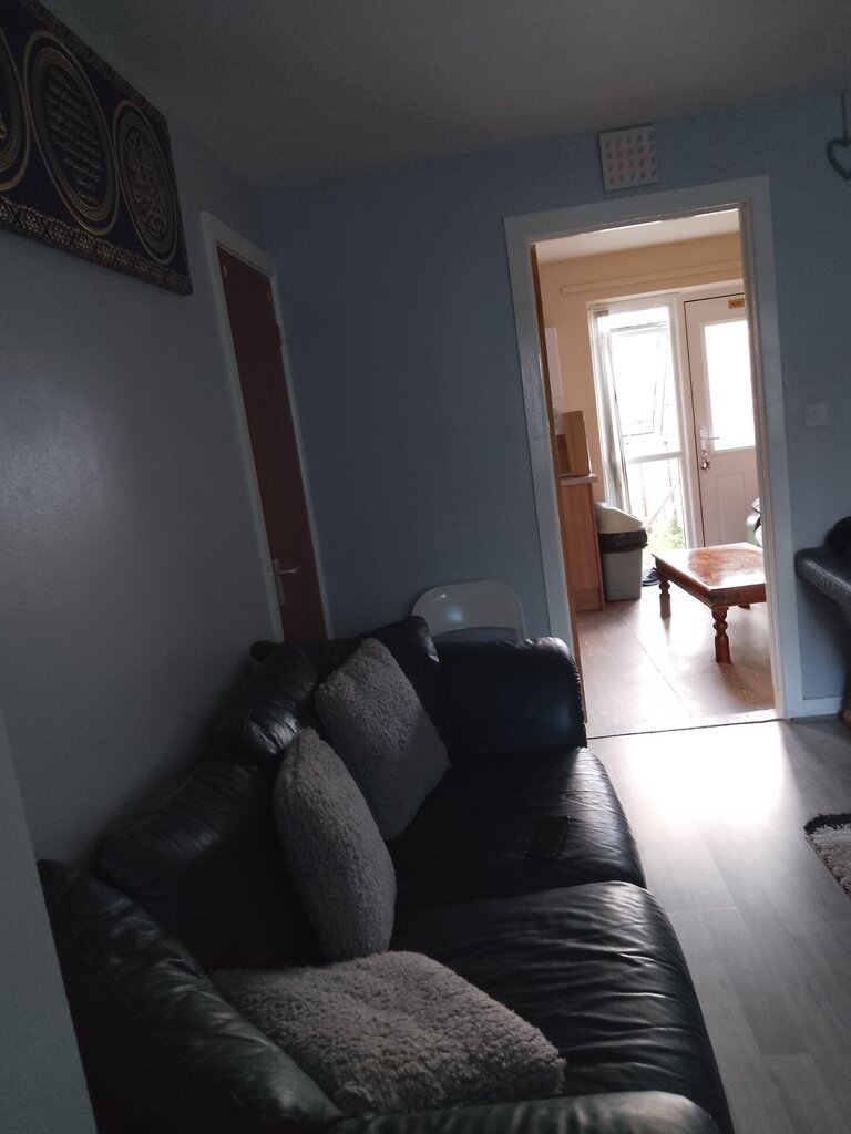 Photo 5 of Bradford property
