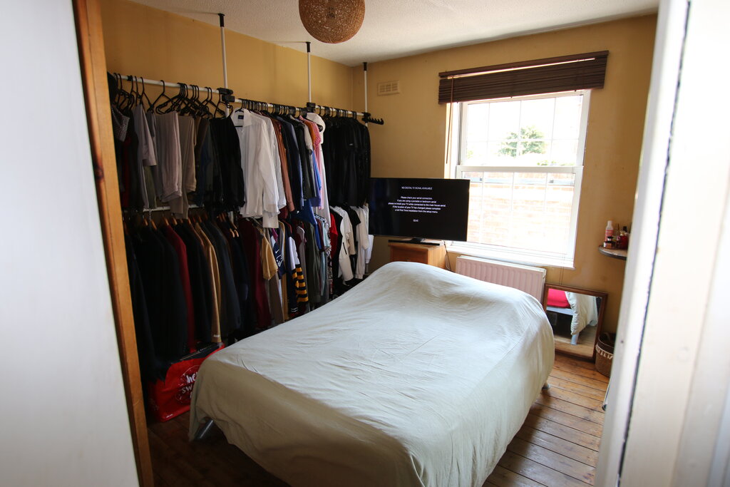 Photo 4 of London property