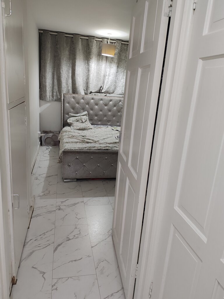 Photo 4 of Newham property