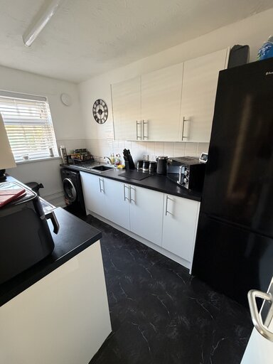 2 bed ground floor apartment/flat