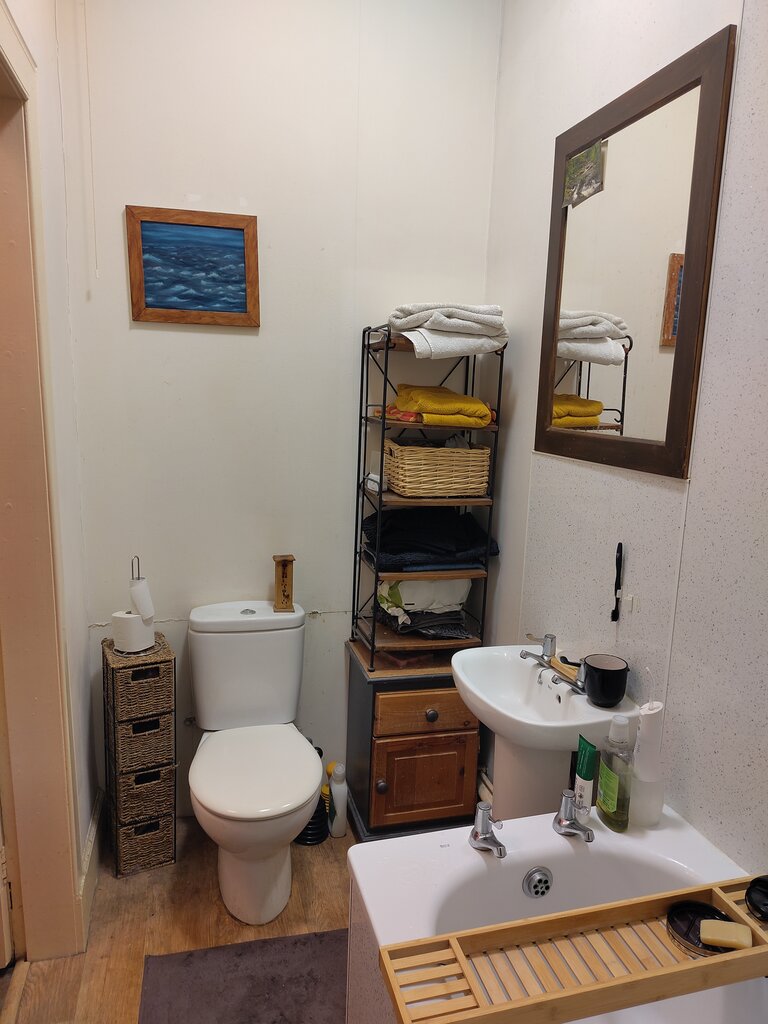 Photo 5 of Edinburgh property