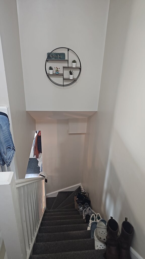 Photo 5 of Bradford property