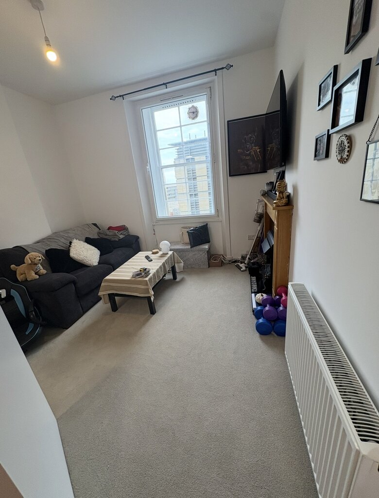 Photo 2 of Edinburgh property