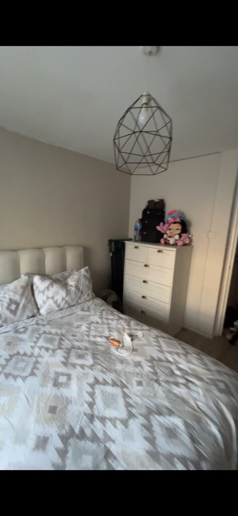 Photo 2 of London property