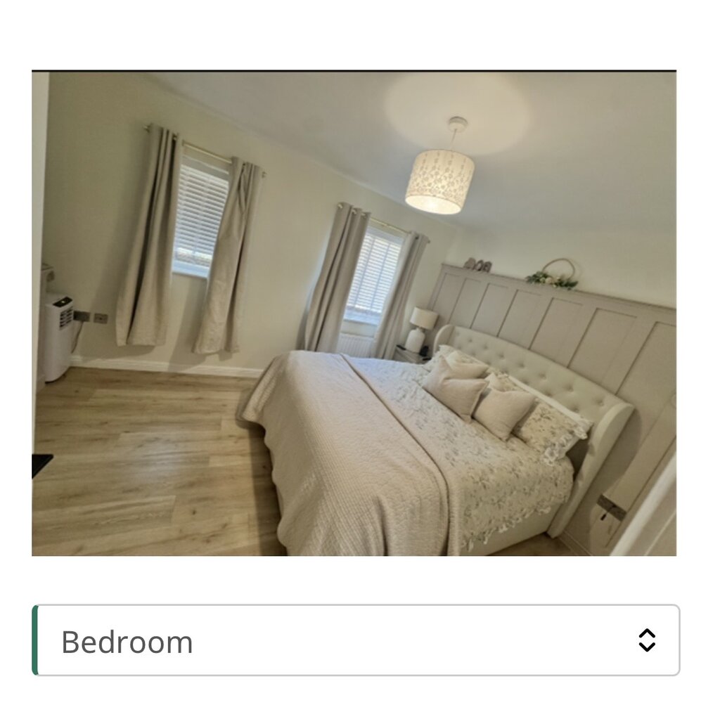 Photo 3 of Farnborough property