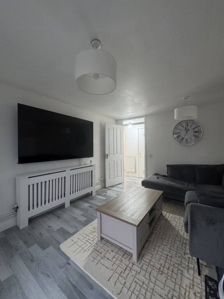 Photo 2 of Coventry property