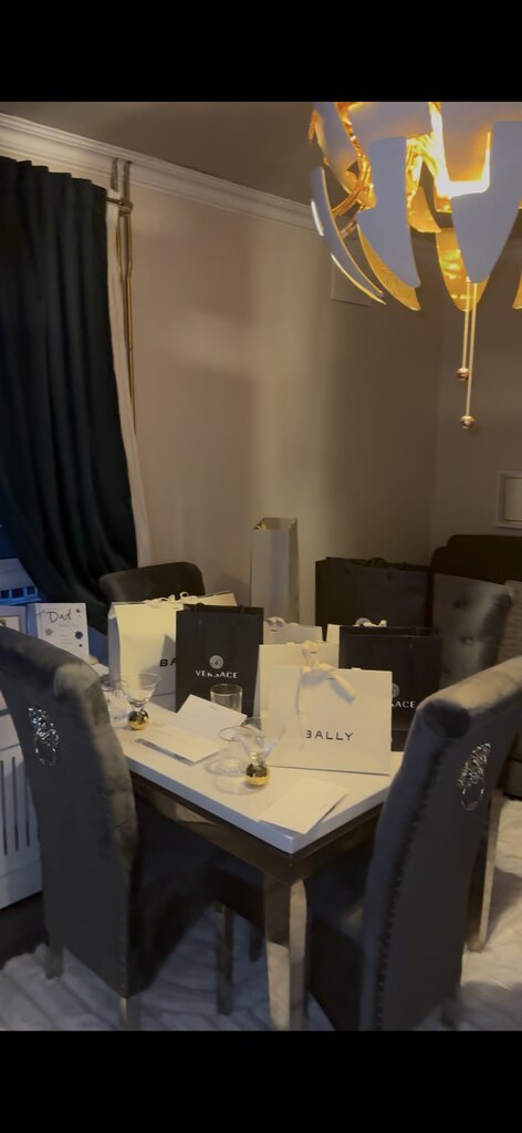 Photo 2 of London property