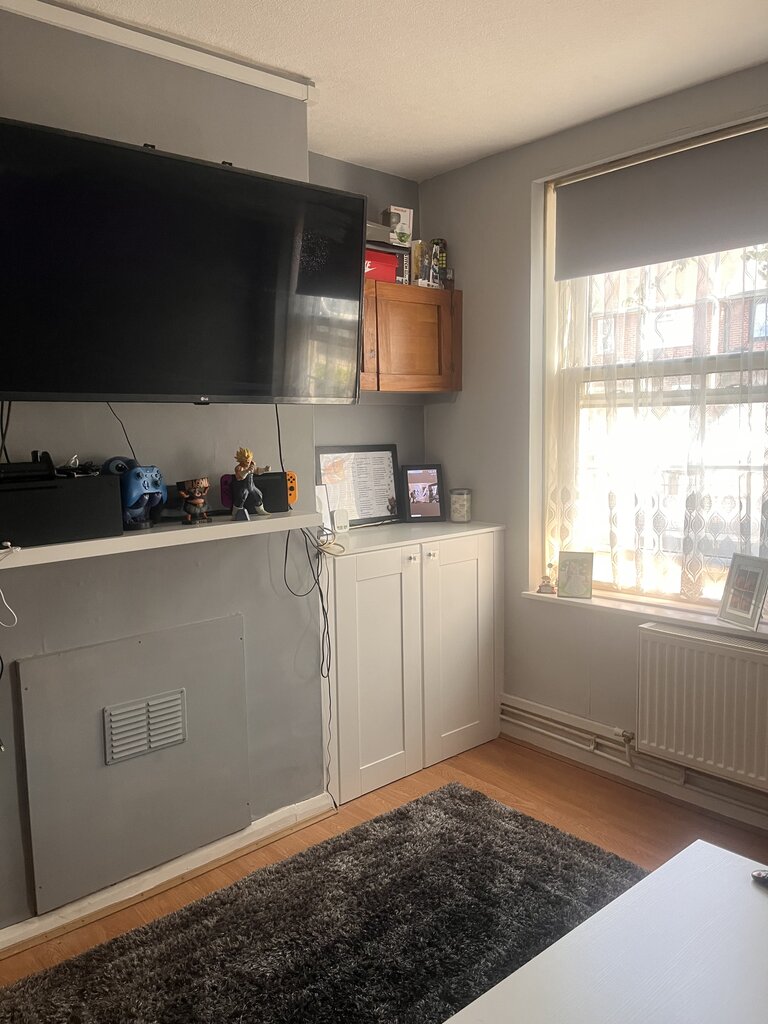Photo 4 of Mottingham property