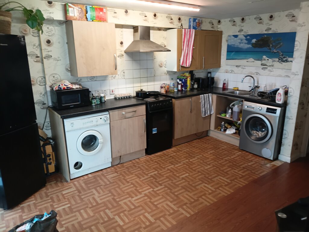 Photo 4 of Northampton property