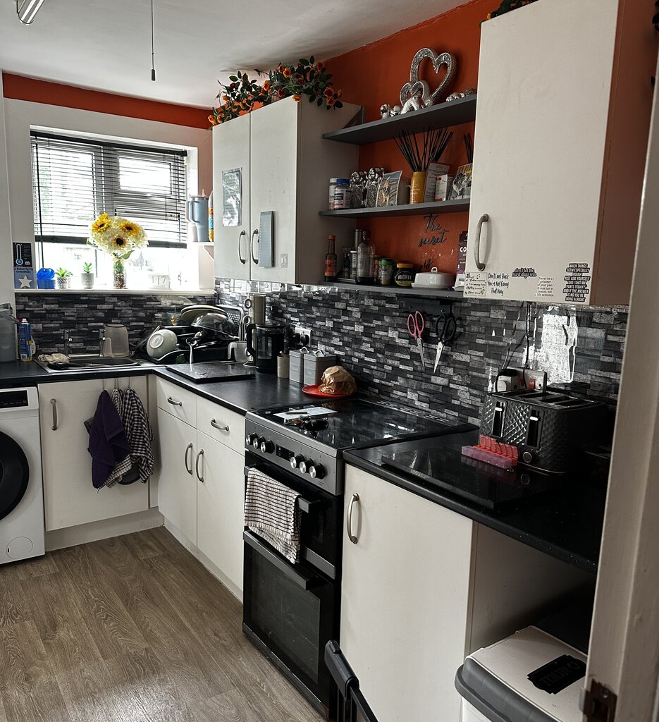 Photo 4 of Norwich property