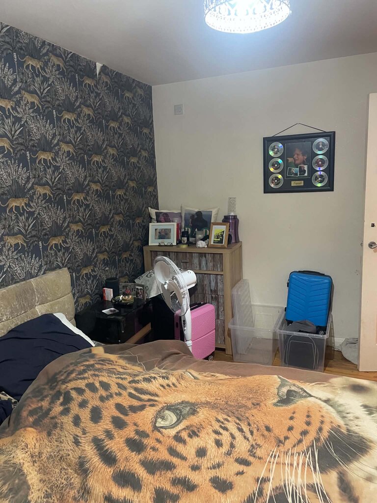 Photo 4 of Manchester property