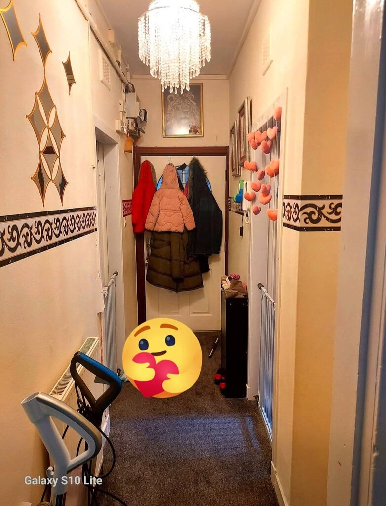 Photo 4 of Edinburgh property