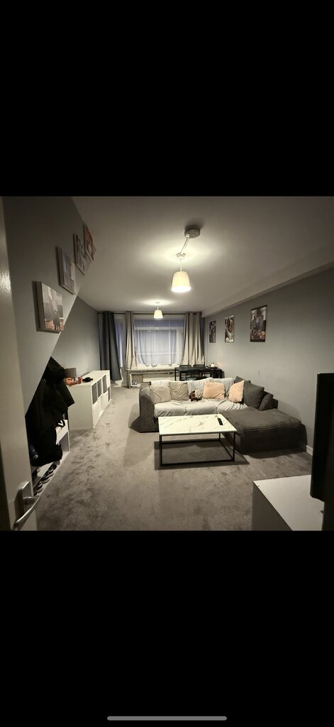 Photo 1 of Roehampton property