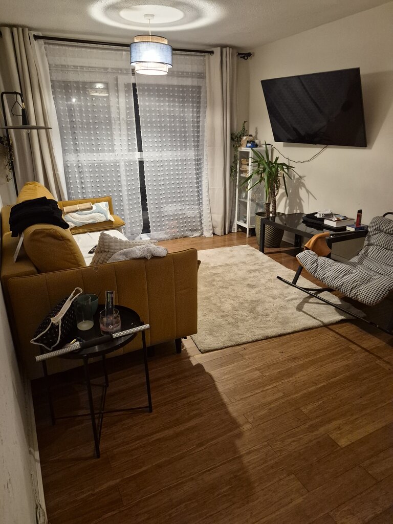 Photo 2 of Edinburgh property