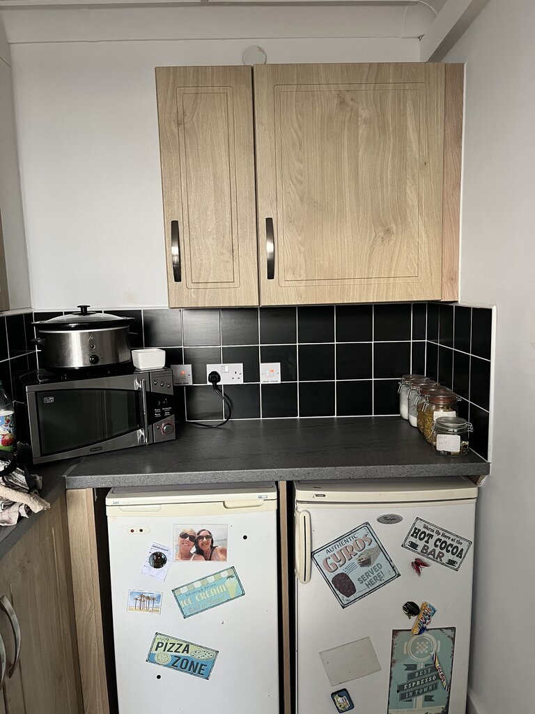 Photo 3 of Manchester property