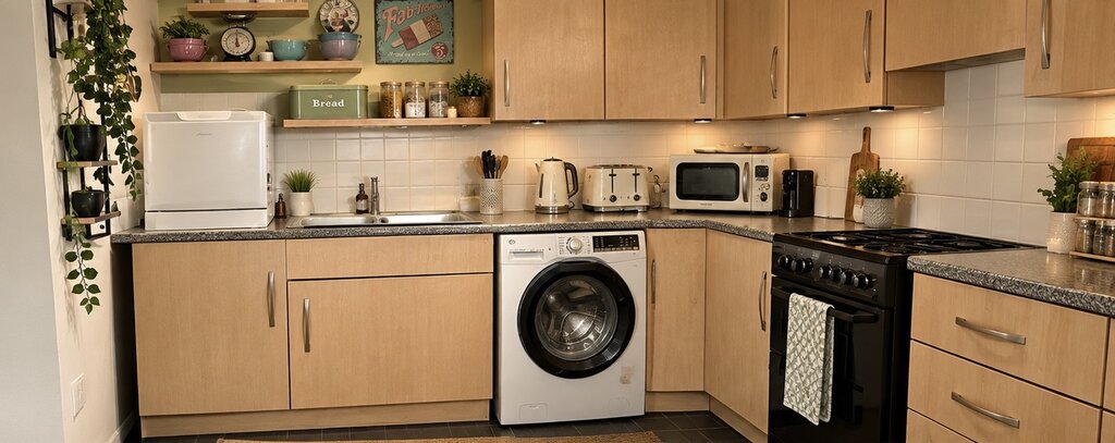 Photo 3 of Edinburgh property